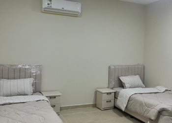 فيلا بخمس غرف نوم ودخول ذكي