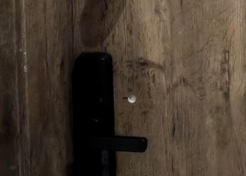استديو بسرير ماستر وجلسة جانبية 