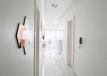 شقة بغرفة معيشة وغرفة نوم 