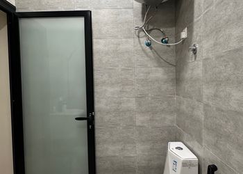 استديو هادئ بسرير ماستر