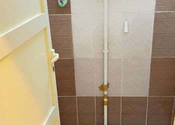 استراحة بمسطح اخضر ومجالس