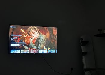 استديو بأثاث مريح وبسيط 