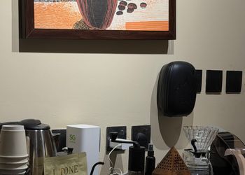 شقة بصالة جلوس وغرفة نوم 