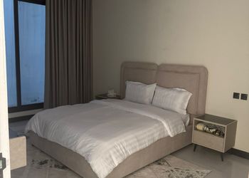 شقة بغرفتين نوم وصالة