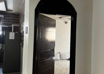 شاليه بمجلس ومسبح خارجي 