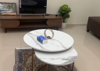 شقة بصالة جلوس وغرفة نوم 