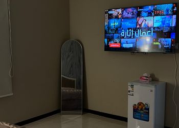 استديو باثاث مريح وبسيط 