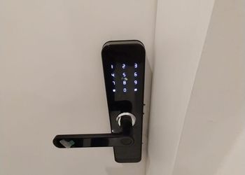 استديو بدخول ذاتي وسرير مريح 
