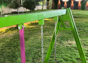 شاليه بألعاب أطفال