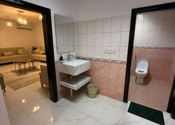 فيلا بغرف نوم و مجالس 
