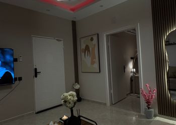 شقة بغرفة معيشة وغرفة نوم 