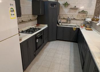 شاليه بجلسة خارجية ومسبح
