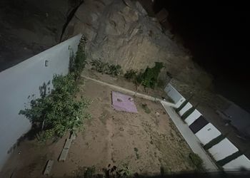 شقه غرفه نوم ومجلس وصاله ومطبخ 
