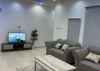 شاليه بغرفة نوم مطله على مسبح 