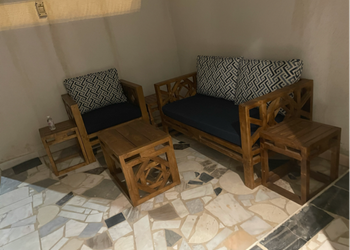 استديو بسرير ماستر وجلسة جانبية 