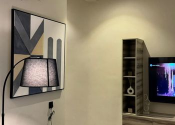 استديو بأثاث مريح وبسيط 
