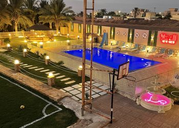 استراحة بمسبح