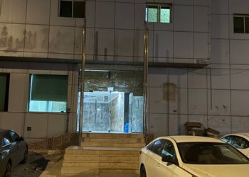 شقة بغرفة معيشة وغرفة نوم 