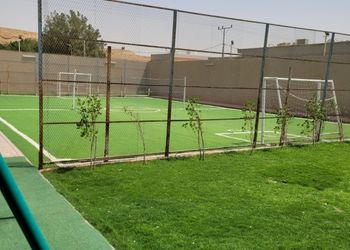 استراحة بركن شواء وجلسات خارجية 