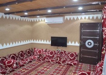 شاليه بصاله وجلسة خارجية