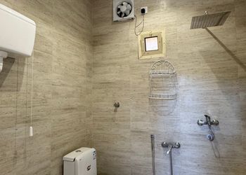 مزرعة بإطلالة على الجبل