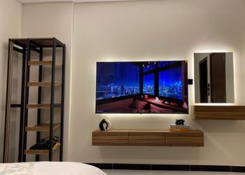 استديو هادئ بسرير ماستر 