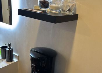 استديو بسرير ماستر وجلسة جانبية 