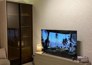 استديو أنيق بسرير ماستر وجلسة جانبية 