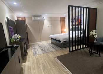 استديو بسرير ماستر
