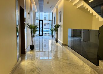 استديو بطابع بوهيمي ودخول ذاتي 