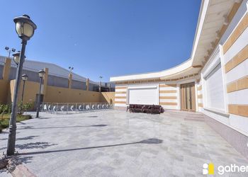استراحة بمسبح وجلسة خارجية