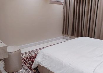 شقة بثلاث غرف نوم وصالة