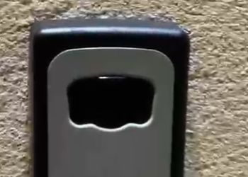 استديو بسريرين وجلسة جانبية
