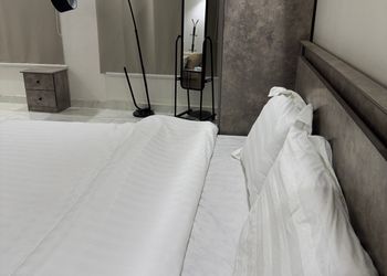 استديو بسرير ماستر