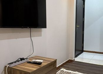 استديو هادئ بسرير ماستر 