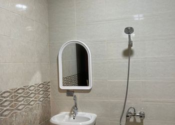 استديو هادئ بدخول ذاتي 