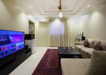 شقة بغرفة نوم وصالة