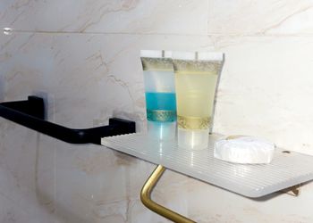 شقة بغرفة نوم وصالة بأثاث مريح