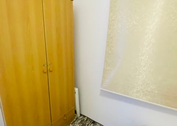 شقة بغرفتين نوم وصالة 