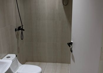استديو بسرير ماستر وجلسة جانبية 