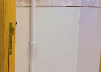 استديو بسرير ماستر وجلسة جانبية 