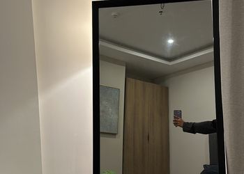 استديو بسرير ماستر وأثاث مريح 