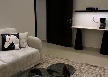 شقه فاخرة بدخول ذاتي