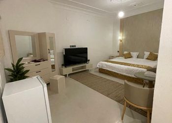 استديو بسرير ماستر ودخول ذاتي