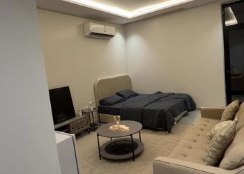 استديو هادئ بسرير ماستر 