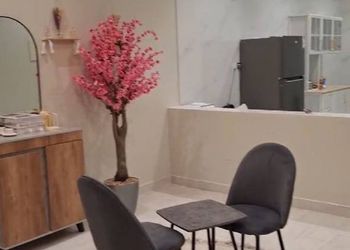 شاليه بمسبح وجلسه خارجيه