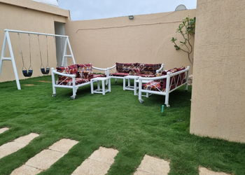 شاليه بملحق خارجي و العاب مائيه