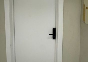 استديو هادئ بسرير ماستر 