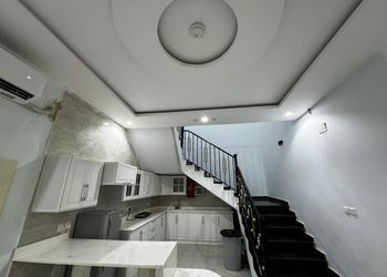 شاليه بمسطح اخضر