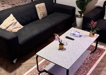 استديو هادئ بدخول ذاتي 